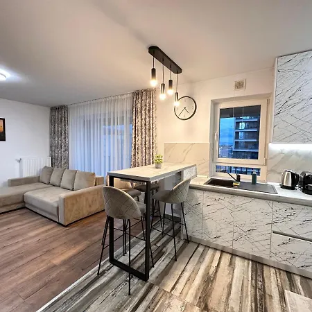 Deluxe Cozy Apartments - Coresi Mall #Braşov Exterior foto